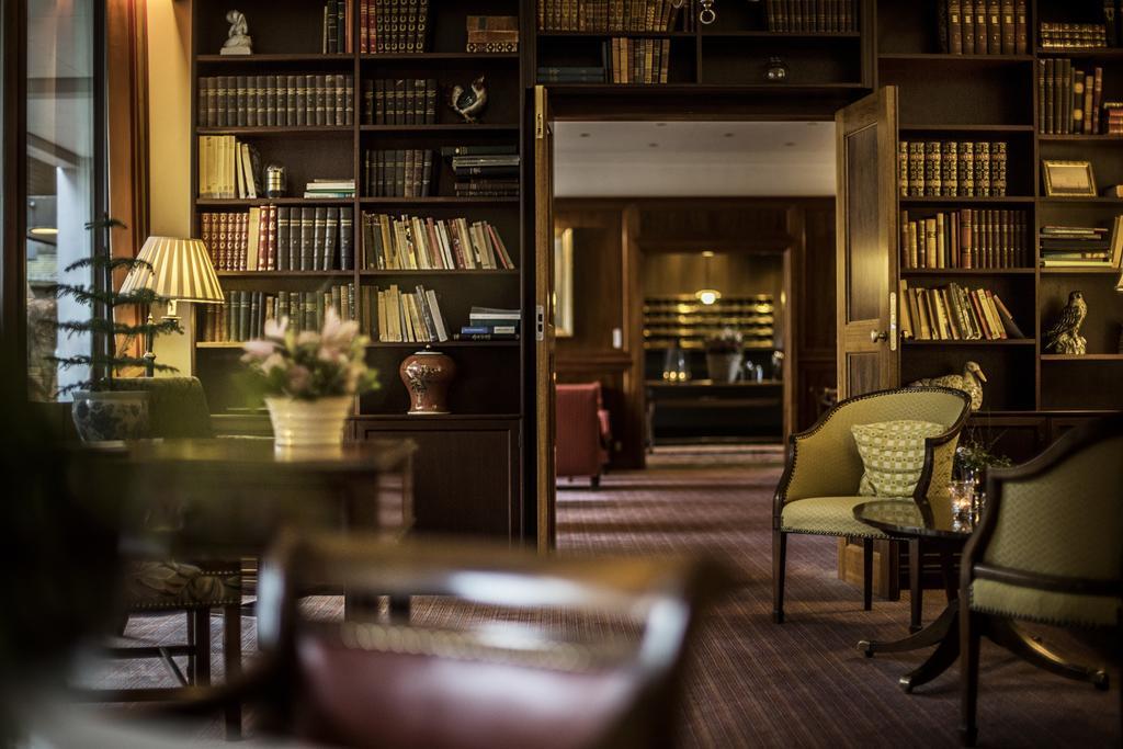 Hotel Hesselet นีบอร์ก ภายนอก รูปภาพ