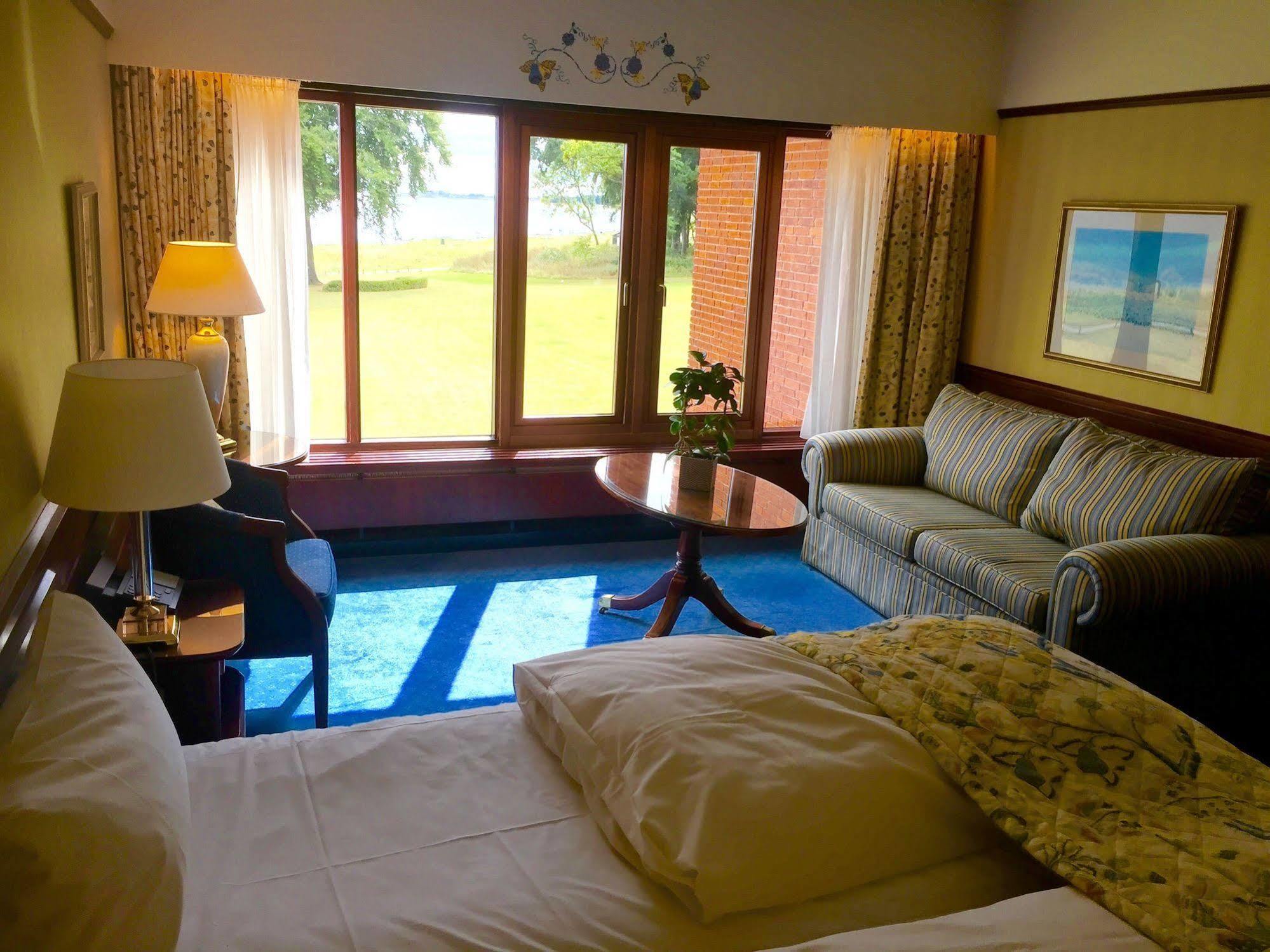 Hotel Hesselet นีบอร์ก ภายนอก รูปภาพ