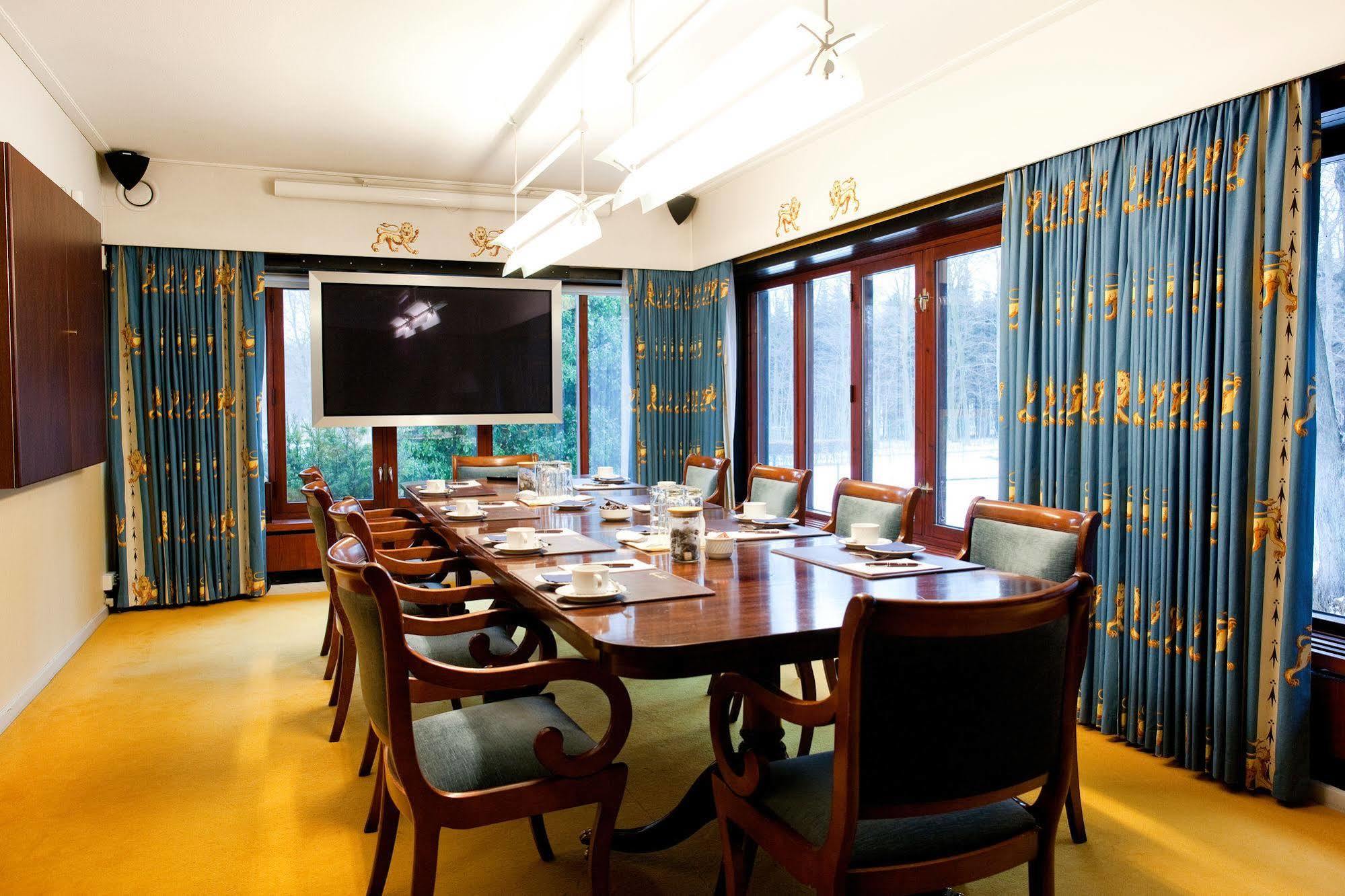Hotel Hesselet นีบอร์ก ภายนอก รูปภาพ