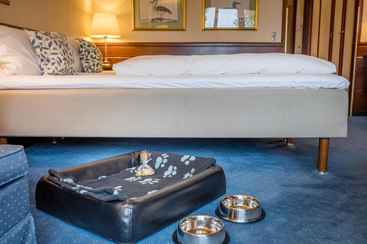 Hotel Hesselet นีบอร์ก ภายนอก รูปภาพ